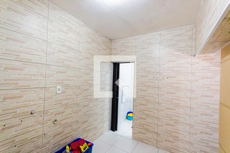 Casa à venda com 100m², 3 quartos e 2 vagasQuarto de Serviço