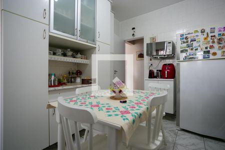 Apartamento à venda com 87m², 2 quartos e sem vagaCozinha