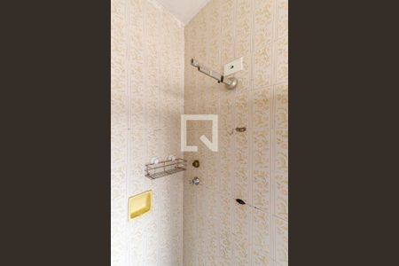 Casa à venda com 180m², 3 quartos e 3 vagas Casa à venda com 180m², 3 quartos e 3 vagasBanheiro