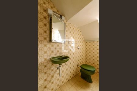 Casa à venda com 180m², 3 quartos e 3 vagas Casa à venda com 180m², 3 quartos e 3 vagasBanheiro da Suíte