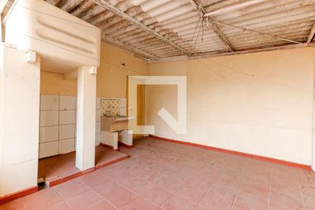 Casa à venda com 180m², 3 quartos e 3 vagas Casa à venda com 180m², 3 quartos e 3 vagasÁrea de Serviço