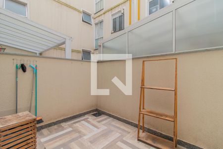 Apartamento à venda com 45m², 2 quartos e 1 vaga Apartamento à venda com 45m², 2 quartos e 1 vagaQuintal