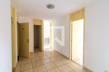 Sala de apartamento para alugar com 3 quartos, 55m² em Santa Maria, Osasco
