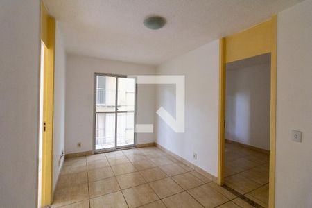 Sala de apartamento para alugar com 3 quartos, 55m² em Santa Maria, Osasco