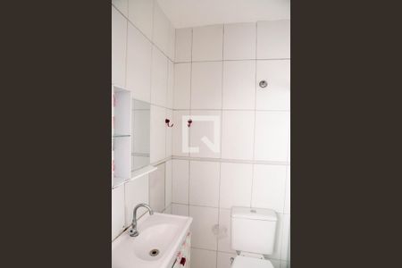 Banheiro da Suite de casa à venda com 4 quartos, 242m² em Taboão, Diadema
