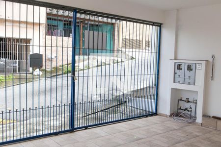 Casa à venda com 242m², 4 quartos e 2 vagas Casa à venda com 242m², 4 quartos e 2 vagasGaragem