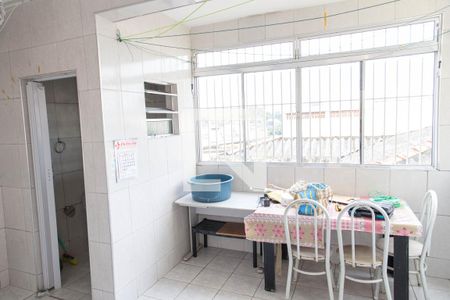 Casa à venda com 242m², 4 quartos e 2 vagas Casa à venda com 242m², 4 quartos e 2 vagasÁrea de Serviço