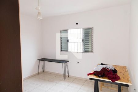 Casa à venda com 242m², 4 quartos e 2 vagas Casa à venda com 242m², 4 quartos e 2 vagasQuarto 2