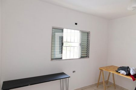 Casa à venda com 242m², 4 quartos e 2 vagas Casa à venda com 242m², 4 quartos e 2 vagasQuarto 2