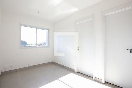 Sala de apartamento para alugar com 2 quartos, 37m² em Guaianazes, São Paulo