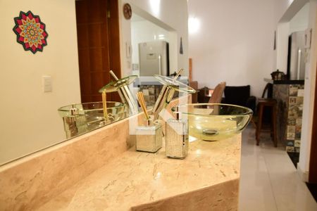 Lavabo de casa para alugar com 3 quartos, 200m² em Jardim Sabiá, Cotia