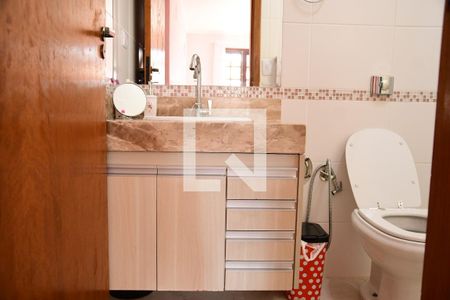 Casa para alugar com 200m², 3 quartos e 4 vagasBanheiro da Suíte 2 