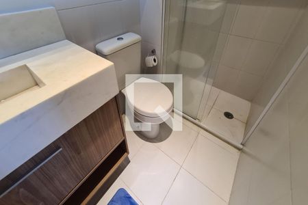Apartamento à venda com 77m², 2 quartos e 1 vaga Apartamento à venda com 77m², 2 quartos e 1 vagaBanheiro da Suíte