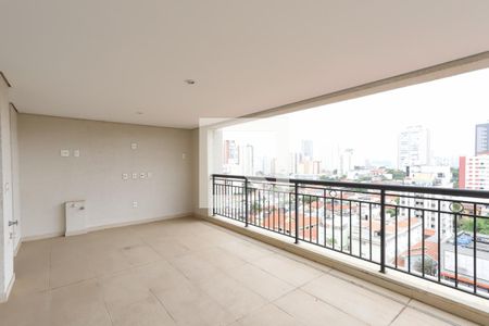 Sacada de apartamento à venda com 4 quartos, 260m² em Santa Teresinha, São Paulo