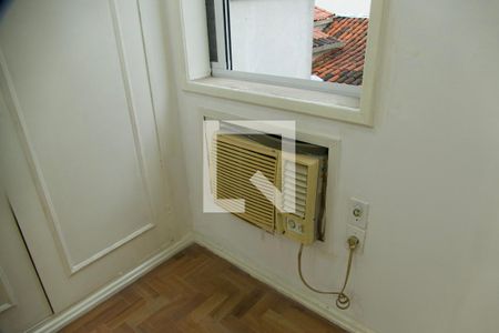 Apartamento à venda com 285m², 4 quartos e 2 vagas Apartamento à venda com 285m², 4 quartos e 2 vagasSuíte