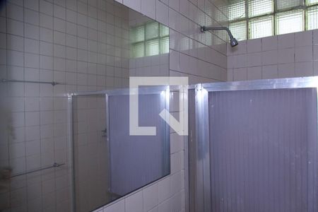 Apartamento à venda com 285m², 4 quartos e 2 vagas Apartamento à venda com 285m², 4 quartos e 2 vagasBanheiro serviço