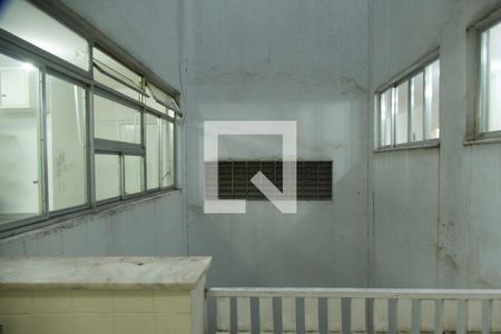 Apartamento à venda com 285m², 4 quartos e 2 vagas Apartamento à venda com 285m², 4 quartos e 2 vagasÁrea serviço