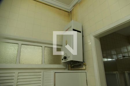 Apartamento à venda com 285m², 4 quartos e 2 vagas Apartamento à venda com 285m², 4 quartos e 2 vagasÁrea serviço