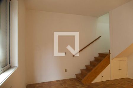 Apartamento à venda com 285m², 4 quartos e 2 vagas Apartamento à venda com 285m², 4 quartos e 2 vagasSuíte