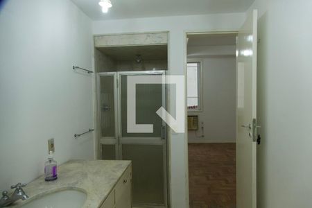 Apartamento à venda com 285m², 4 quartos e 2 vagas Apartamento à venda com 285m², 4 quartos e 2 vagasSuíte banheiro