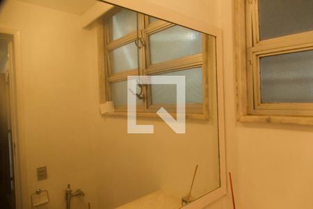 Apartamento à venda com 285m², 4 quartos e 2 vagas Apartamento à venda com 285m², 4 quartos e 2 vagasLavabo