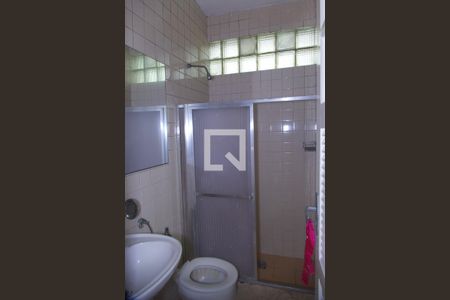 Apartamento à venda com 285m², 4 quartos e 2 vagas Apartamento à venda com 285m², 4 quartos e 2 vagasBanheiro serviço