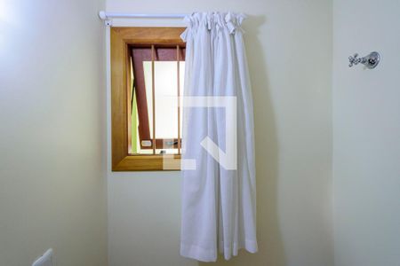 Lavabo de casa à venda com 2 quartos, 143m² em Guarujá, Porto Alegre