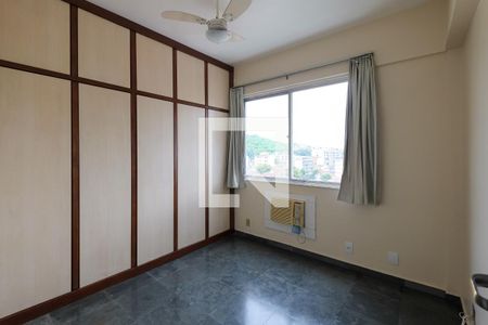 Apartamento à venda com 80m², 2 quartos e 1 vagaQuarto 2