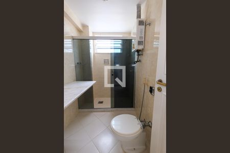 Apartamento à venda com 80m², 2 quartos e 1 vagaBanheiro Corredor