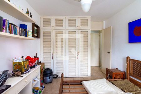 Apartamento à venda com 169m², 2 quartos e 1 vagaQuarto - Armários