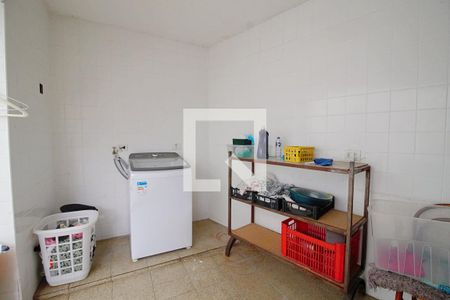 Casa à venda com 330m², 3 quartos e 3 vagasÁrea de Serviço