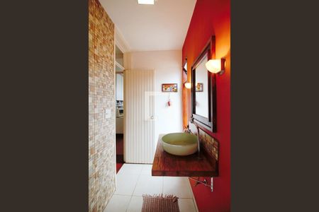 Casa à venda com 330m², 3 quartos e 3 vagasLavabo 2