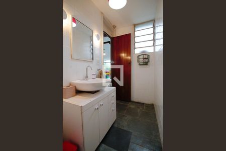 Casa à venda com 330m², 3 quartos e 3 vagasLavabo  1