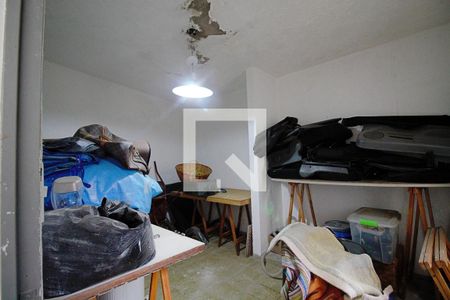 Casa à venda com 330m², 3 quartos e 3 vagasQuarto de Serviço