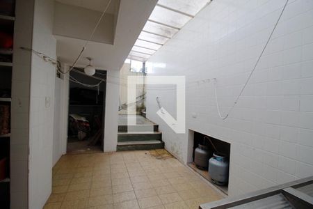 Casa à venda com 330m², 3 quartos e 3 vagasÁrea de Serviço