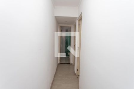 Corredor de apartamento à venda com 2 quartos, 45m² em Canhema, Diadema