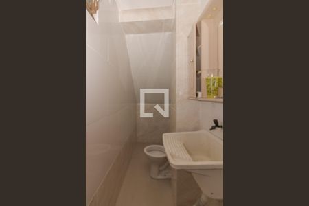 lavabo de casa à venda com 3 quartos, 140m² em Vila Ipiranga, Porto Alegre