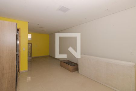 Sala/Cozinha de casa à venda com 3 quartos, 140m² em Vila Ipiranga, Porto Alegre