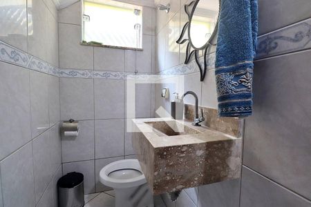 Casa à venda com 225m², 4 quartos e 4 vagasBanheiro