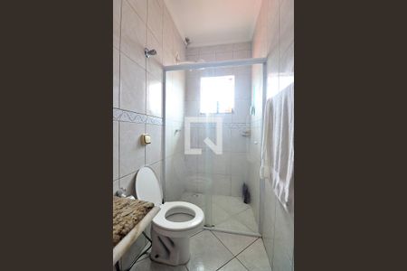 Casa à venda com 225m², 4 quartos e 4 vagasBanheiro da Suíte 3