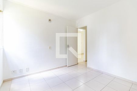 Quarto 2 de apartamento para alugar com 2 quartos, 44m² em Vila Joaniza, São Paulo