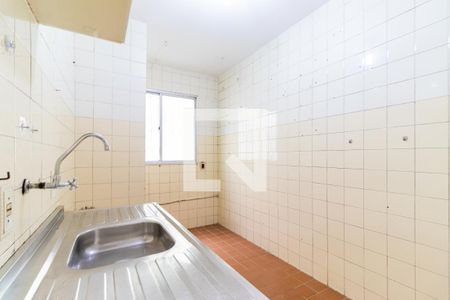 Cozinha de apartamento para alugar com 2 quartos, 44m² em Vila Joaniza, São Paulo