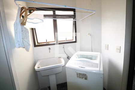 Apartamento para alugar com 114m², 4 quartos e 3 vagasÁrea de Serviço