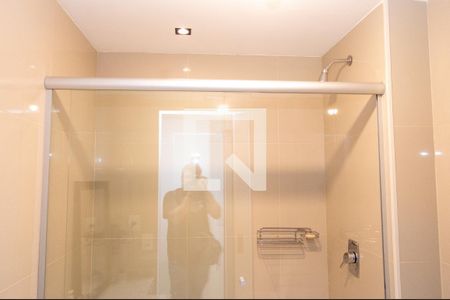 Banheiro de kitnet/studio à venda com 1 quarto, 29m² em Setor Marista, Goiânia