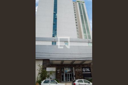 Studio à venda com 29m², 1 quarto e 1 vaga Studio à venda com 29m², 1 quarto e 1 vagaFachada