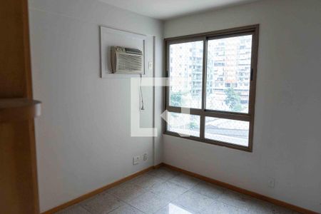 Quarto de apartamento à venda com 1 quarto, 80m² em Ingá, Niterói