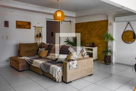 Sala de apartamento para alugar com 3 quartos, 200m² em Jardim Las Palmas, Guarujá