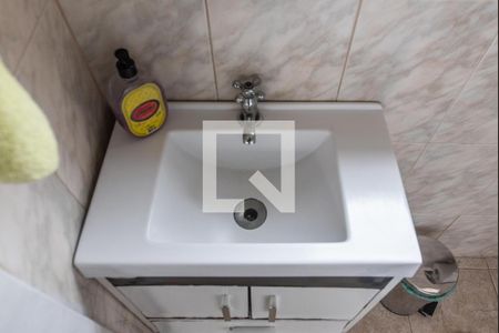 Casa à venda com 450m², 2 quartos e 7 vagasBanheiro de Serviço