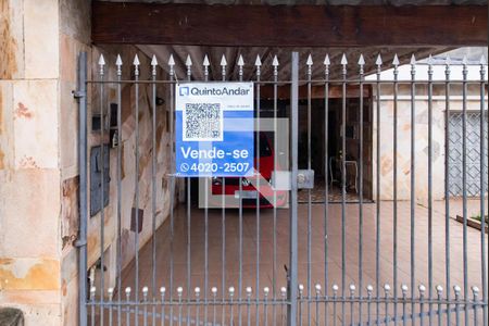 Casa à venda com 450m², 2 quartos e 7 vagasPlaquinha