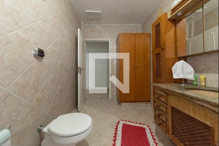 Casa à venda com 450m², 2 quartos e 7 vagasBanheiro